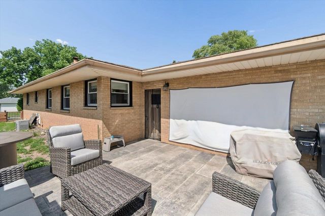 3401 S 88th STREET, Milwaukee, WI 53227