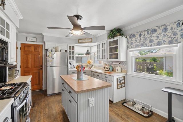 3401 S 88th STREET, Milwaukee, WI 53227