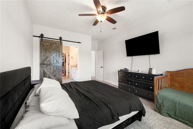 401 Brazos Bend, Snook, TX 77878