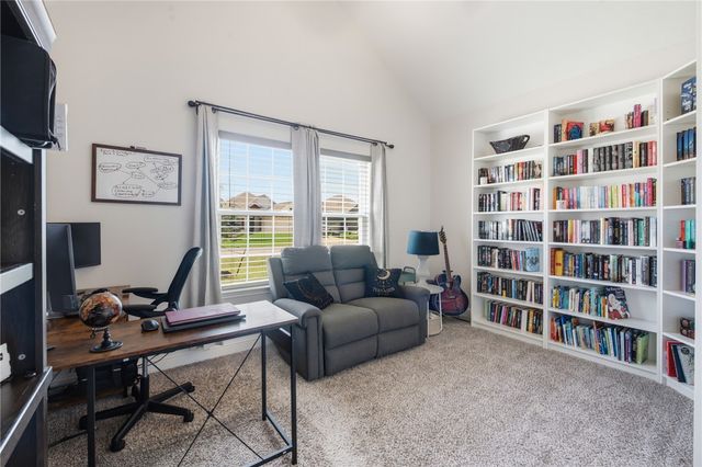 401 Brazos Bend, Snook, TX 77878