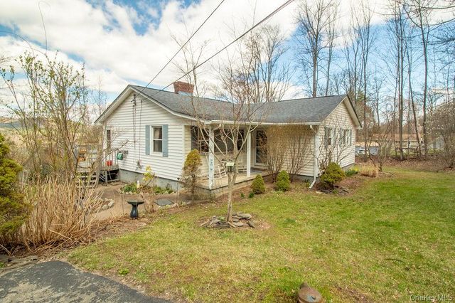 4 Old Plank Road, Ellenville, NY 12428