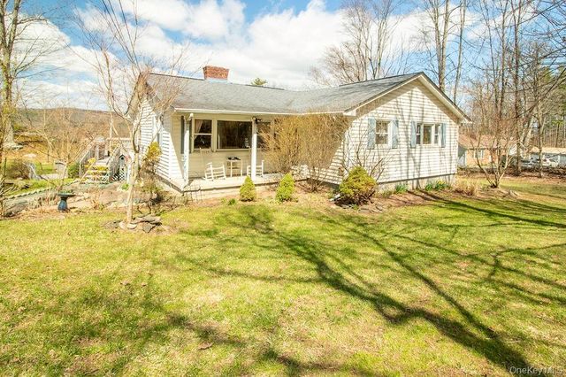 4 Old Plank Road, Ellenville, NY 12428