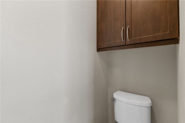 2032 Stubbs Drive, Bryan, TX 77807