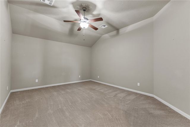 2032 Stubbs Drive, Bryan, TX 77807