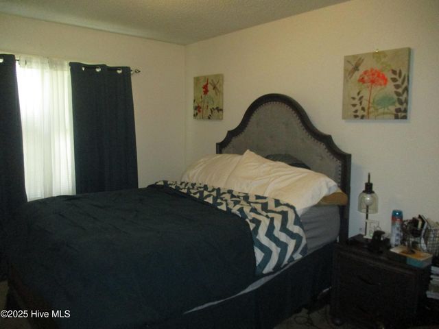 9260 Mcleod Road, Laurinburg, NC 28352