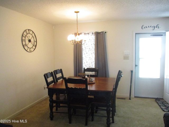 9260 Mcleod Road, Laurinburg, NC 28352