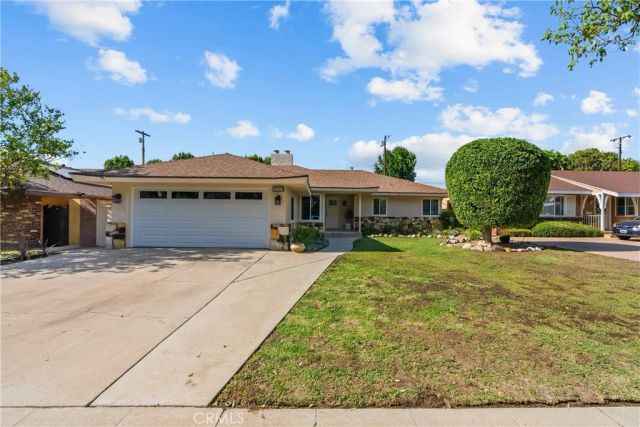 15933 Tupper Street, North Hills, CA 91343
