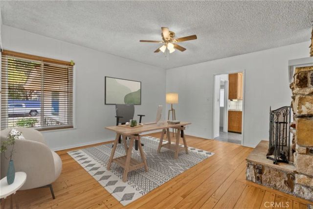 15933 Tupper Street, North Hills, CA 91343