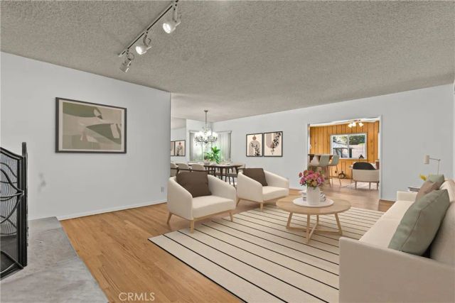 15933 Tupper Street, North Hills, CA 91343