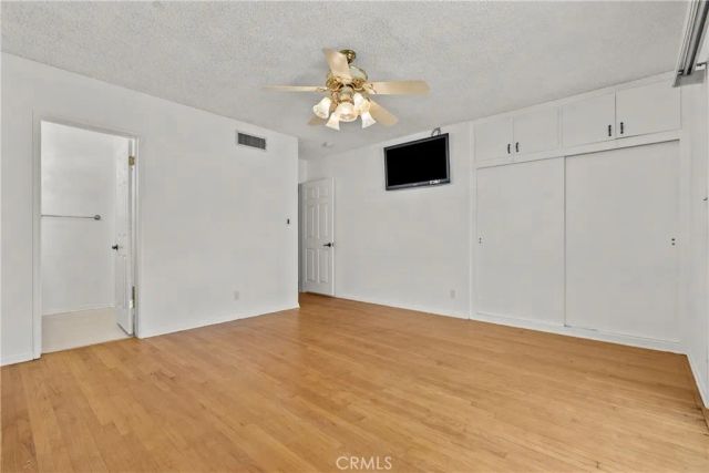 15933 Tupper Street, North Hills, CA 91343