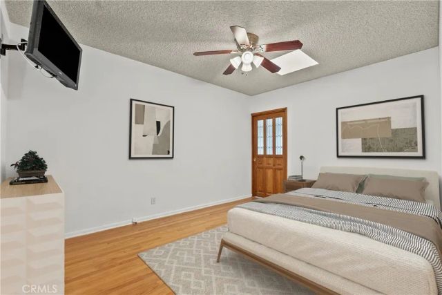 15933 Tupper Street, North Hills, CA 91343