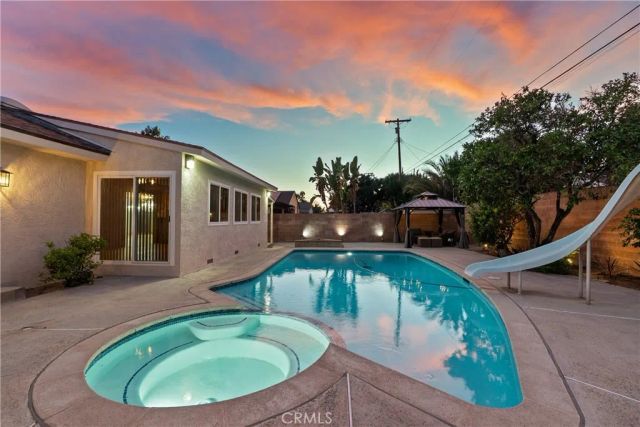 15933 Tupper Street, North Hills, CA 91343
