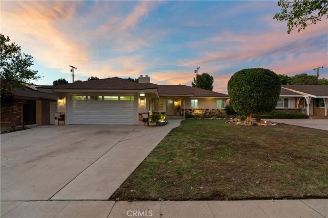 15933 Tupper Street, North Hills, CA 91343