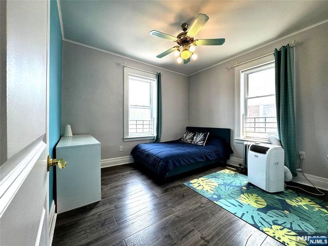 16 Forest Street 404, Montclair, NJ 07042