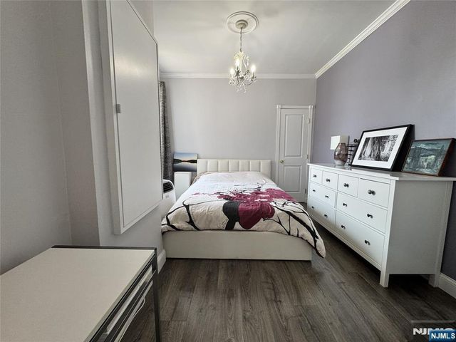 16 Forest Street 404, Montclair, NJ 07042