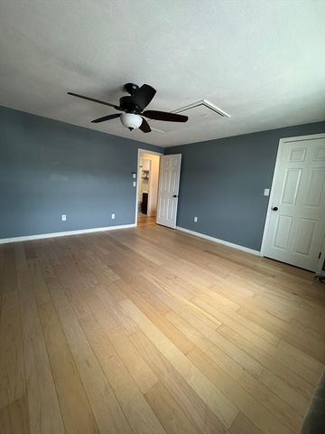 3 Ba Dr G, North Attleboro, MA 02760