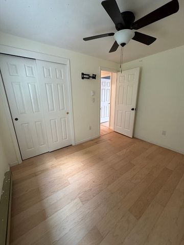 3 Ba Dr G, North Attleboro, MA 02760