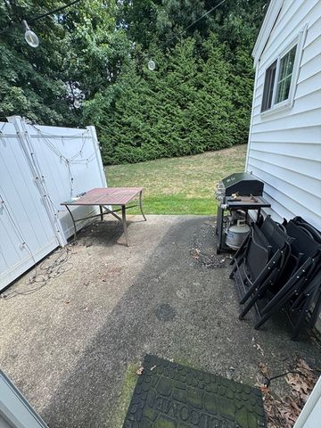 3 Ba Dr G, North Attleboro, MA 02760