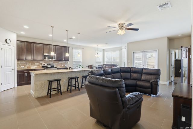 256 Albarella, Cibolo, TX 78108