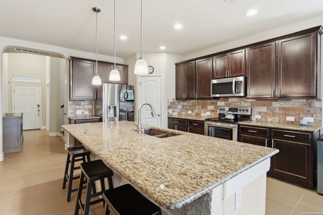 256 Albarella, Cibolo, TX 78108