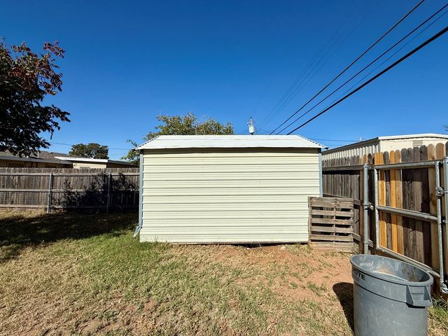 4232 Dawn Ave, Odessa, TX 79762