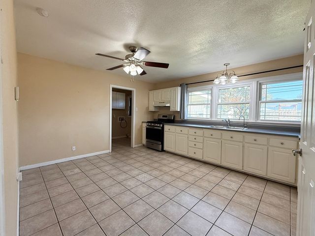 4232 Dawn Ave, Odessa, TX 79762