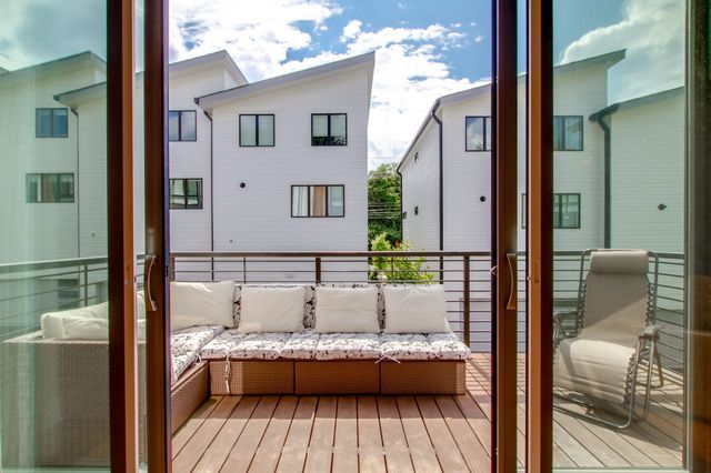 2106 9th Ave N Apt 4, Nashville, TN 37208