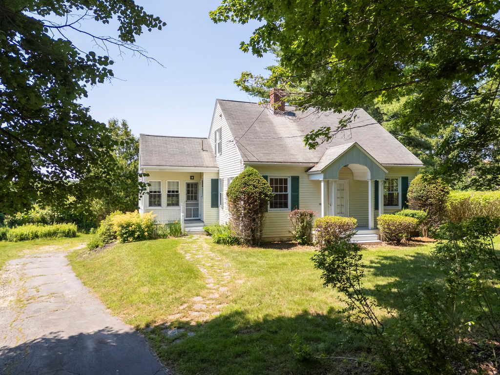 208 Falmouth Road, Falmouth, ME 04105 — photo 2