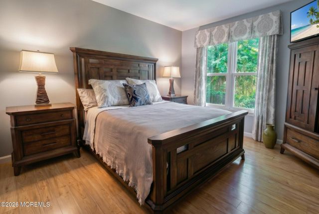 137 Bowline Road, Manahawkin, NJ 08050