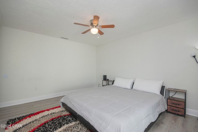 5524 Sunset Avenue, Panama City, FL 32408