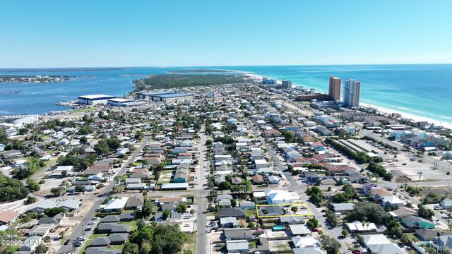 5524 Sunset Avenue, Panama City, FL 32408