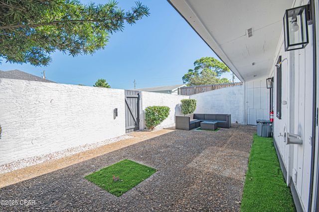 5524 Sunset Avenue, Panama City, FL 32408