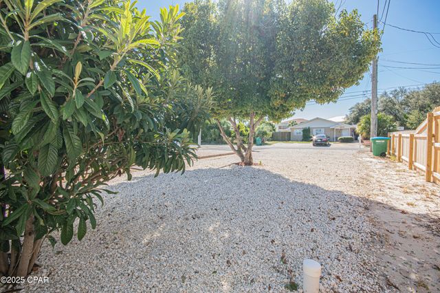 5524 Sunset Avenue, Panama City, FL 32408