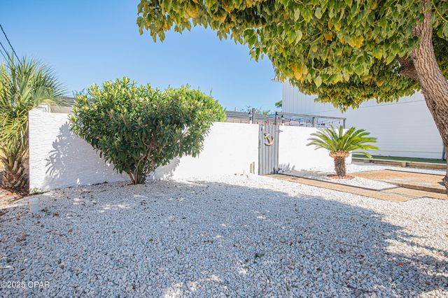 5524 Sunset Avenue, Panama City, FL 32408