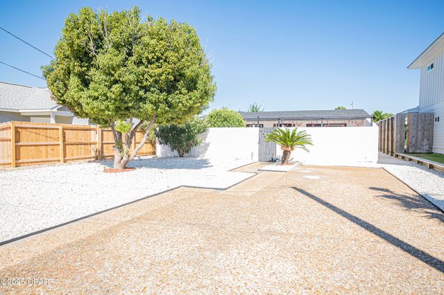 5524 Sunset Avenue, Panama City, FL 32408