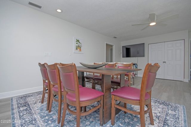 5524 Sunset Avenue, Panama City, FL 32408