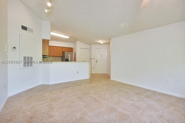 2445 SW 18th Ter 909, Fort Lauderdale, FL 33315
