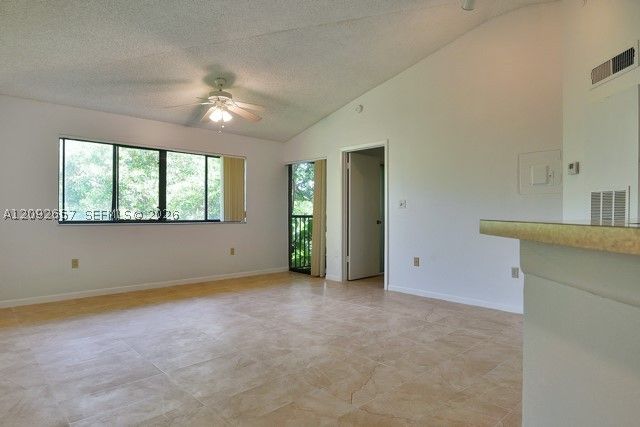 2445 SW 18th Ter 909, Fort Lauderdale, FL 33315