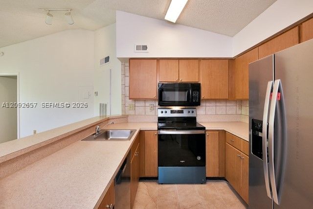 2445 SW 18th Ter 909, Fort Lauderdale, FL 33315