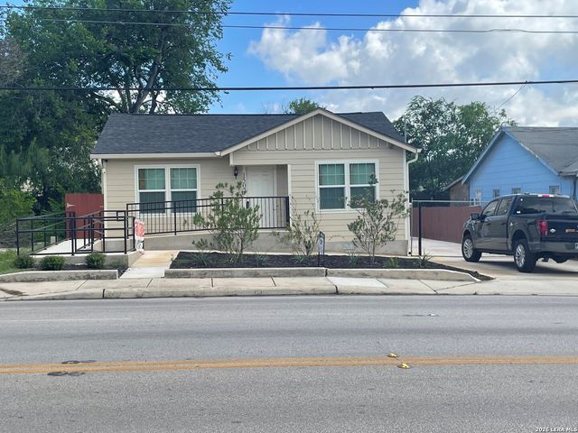 1507 W Hilderbrand, San Antonio, TX 78202