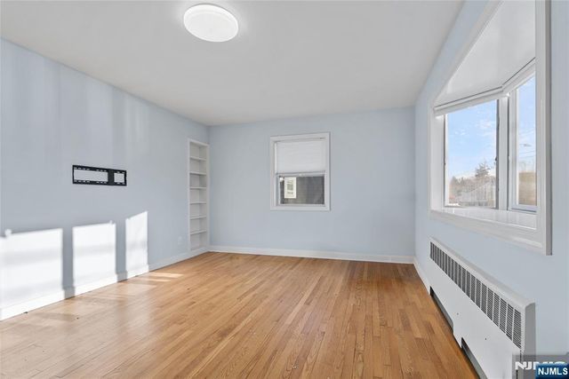 7-09 Dewey Place, Fair Lawn, NJ 07410