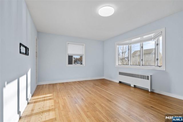 7-09 Dewey Place, Fair Lawn, NJ 07410