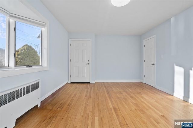 7-09 Dewey Place, Fair Lawn, NJ 07410