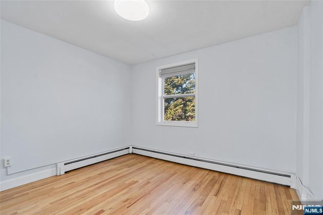 7-09 Dewey Place, Fair Lawn, NJ 07410