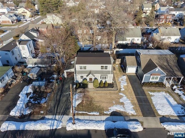 7-09 Dewey Place, Fair Lawn, NJ 07410