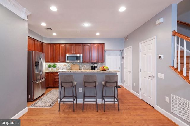 2392 BROOKMOOR LN, Woodbridge, VA 22191