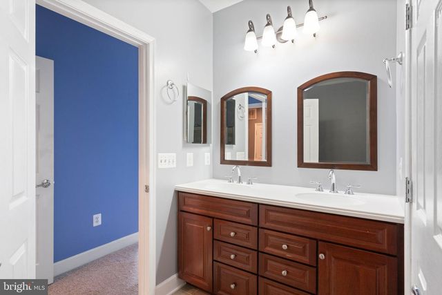 2392 BROOKMOOR LN, Woodbridge, VA 22191
