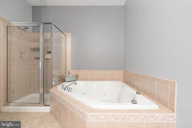 2392 BROOKMOOR LN, Woodbridge, VA 22191