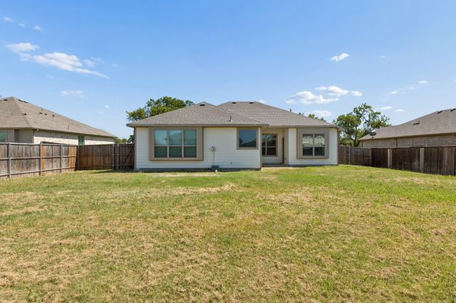 461 Kerens Street, Nevada, TX 75173