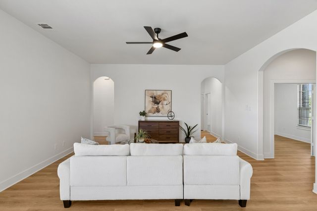 461 Kerens Street, Nevada, TX 75173